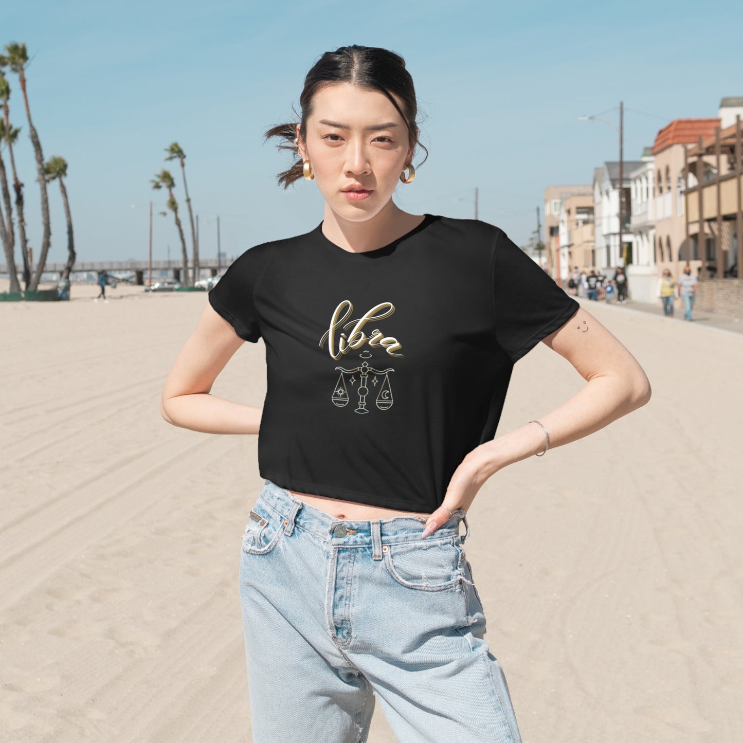Libra Zodiac Flowy Cropped Tee