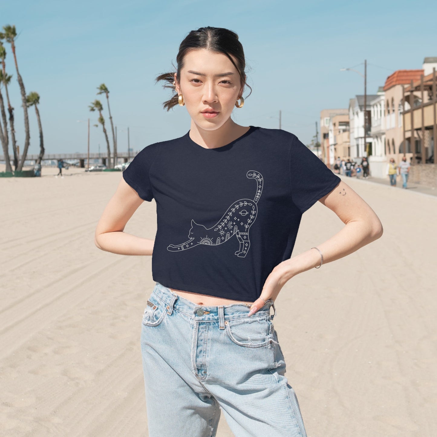 Cat Stretch Grey Cropped Tee - Witcheasy