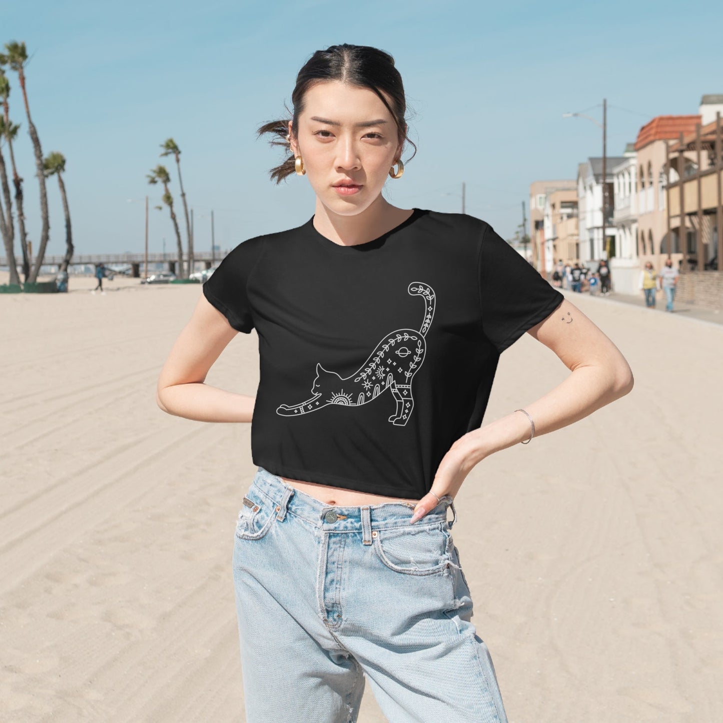 Cat Stretch Grey Cropped Tee - Witcheasy