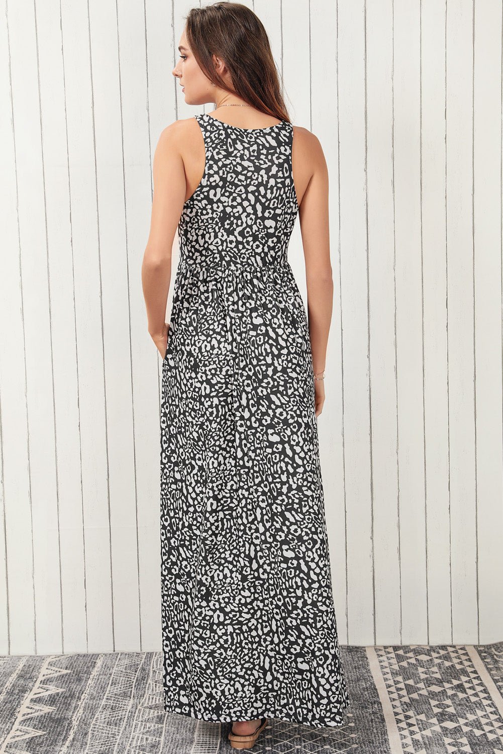 Leopard Round Neck Sleeveless Maxi Dress - Witcheasy