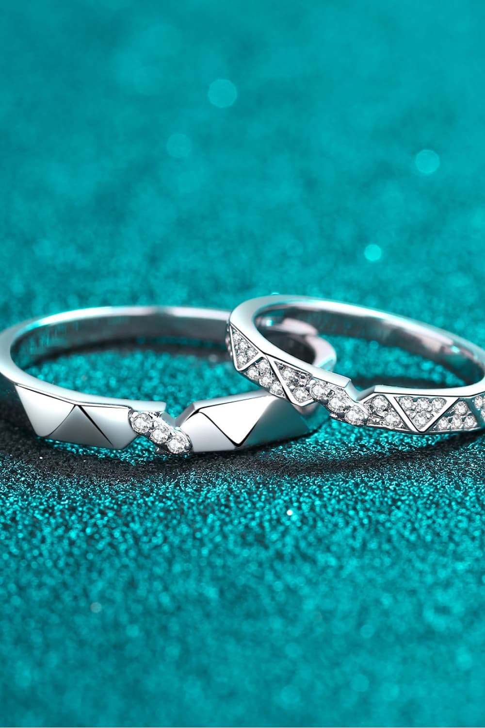 Moissanite Minimalist Rhodium-Plated Ring - Witcheasy