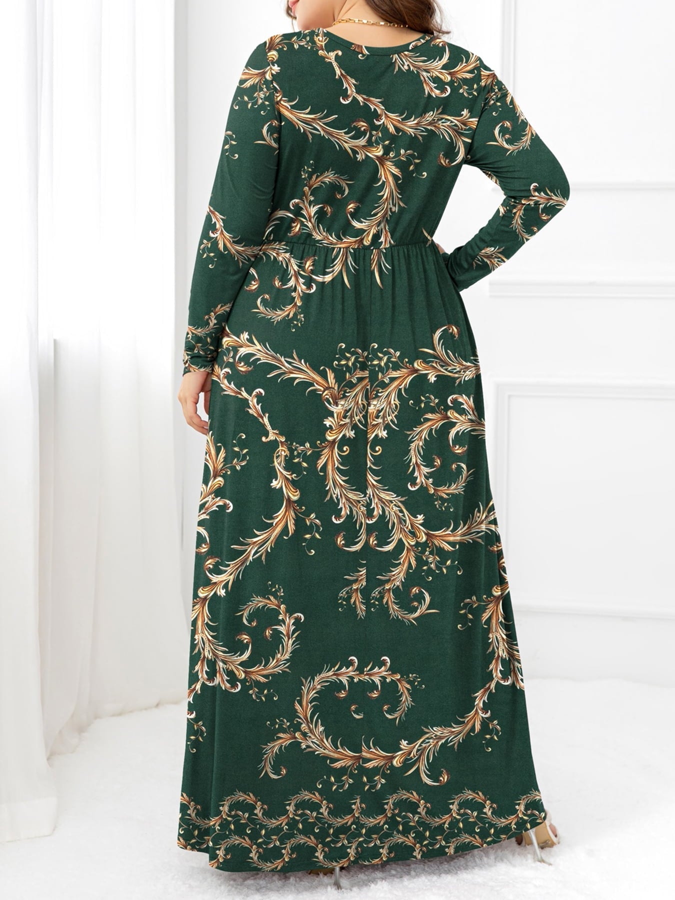 Plus Size Round Neck Maxi Dress with Pockets - Witcheasy